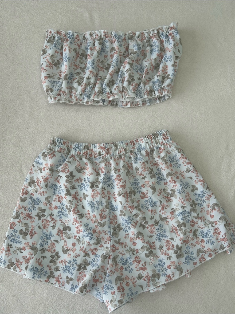 Floral Smocked Strapless Crop Top — White/Blue and matching shorts set - Picture 10 of 10